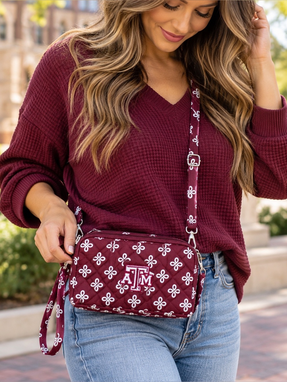 Vera Bradley Texas A&M Aggies Crossbody Wristlet Phone Bag Maroon